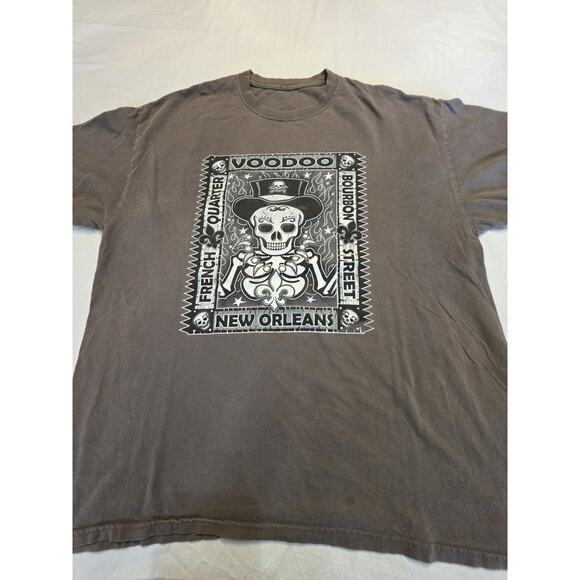 New Orleans Voodoo French Quarter Men's Size Large Short Sleeve Grey T-Shirt - Picture 1 of 4
